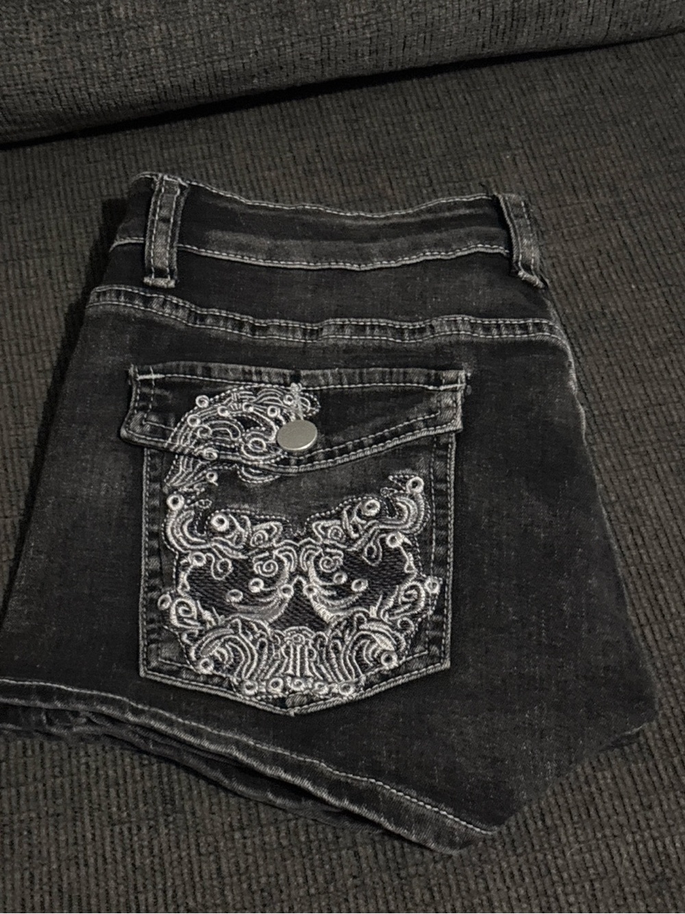 ROMWE Black Denim Embroidered Shorts XL US 12 Y2K